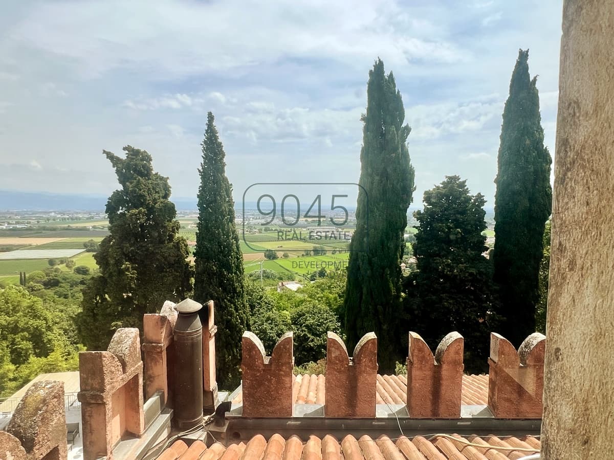 Vendita segreta: Proprietà storica sulle colline di Sona, vicino a Verona, foto 1 di 1