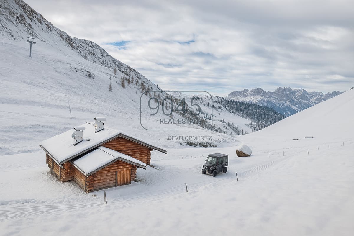 Exklusive Ski-in/Ski-out-Baita in der Val Jumela - Ein einzigartiges Refugium in absoluter Alleinlage im Herzen der Dolomiten, Foto 2 von 10