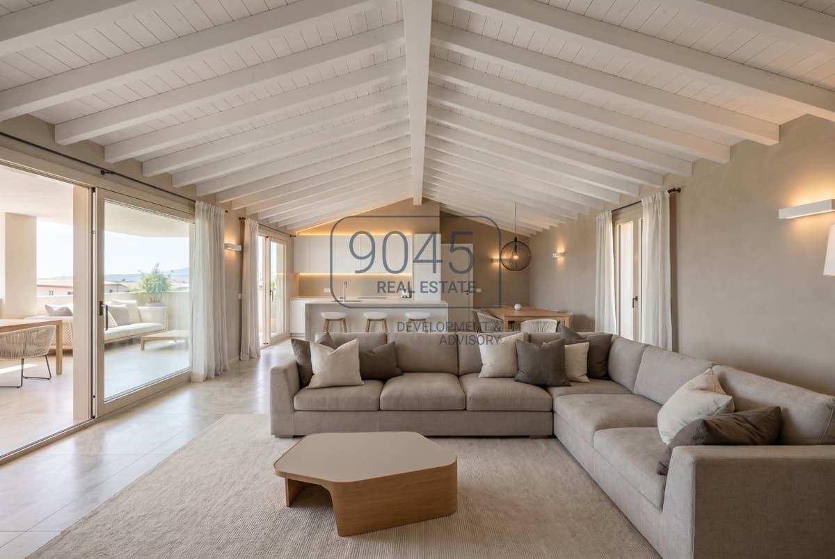 Exklusives Luxus-Penthouse in Budoni - Panoramaterrassen, Privataufzug und Meerblick in Bestlage Sardiniens, Foto 3 von 5