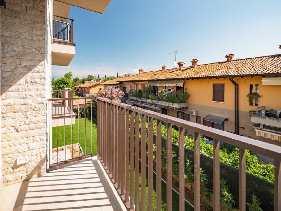 Elegante appartamento di nuova costruzione in posizione privilegiata a Lazise, foto 3 di 11