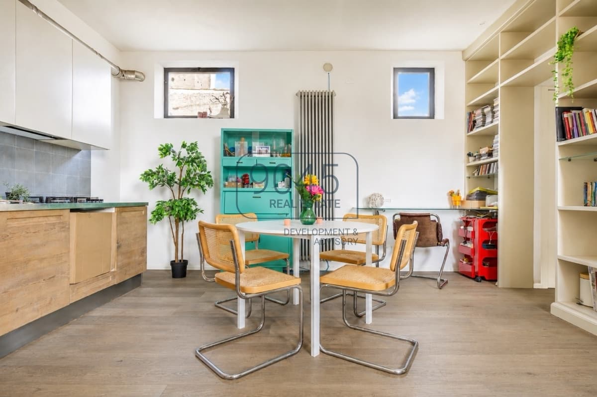 Stylish old town apartment in the heart of San Gimignano - Tuscany, photo 3 of 23