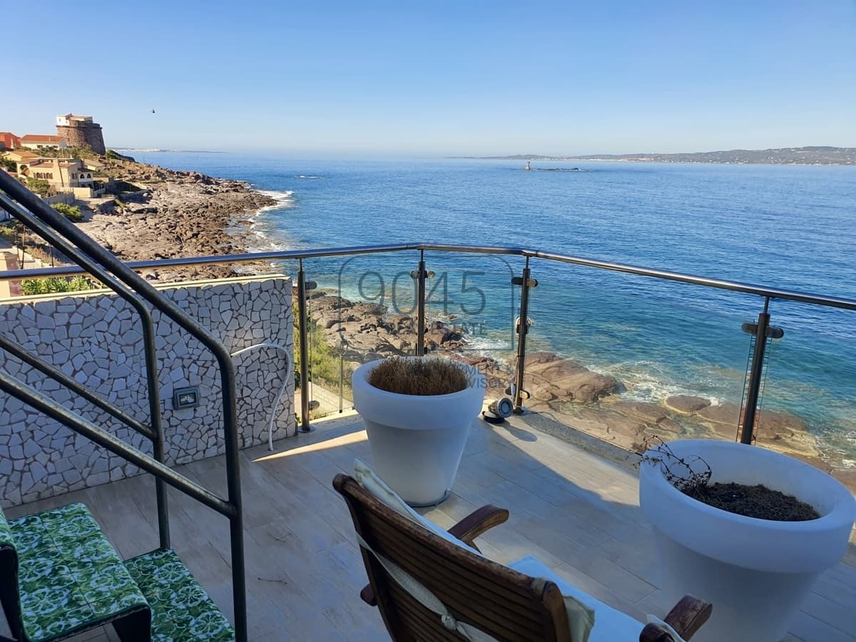 Exclusive penthouse right on the beach in Portoscuso, Sardinia, photo 3 of 39