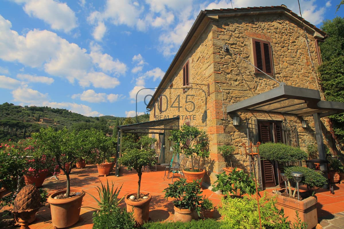 Charakteristisches Natursteinhaus mit Pool und Panoramablick bei Lamporecchio - Toskana, Foto 2 von 35