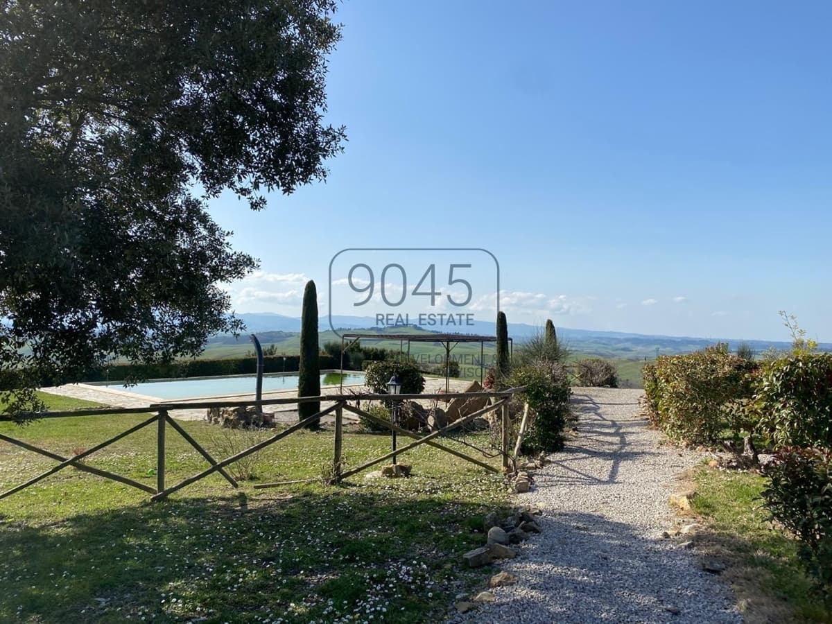 Stone Apartment with Private Garden and Panoramic Pool in Gambassi Terme, Tuscany, photo 3 of 49