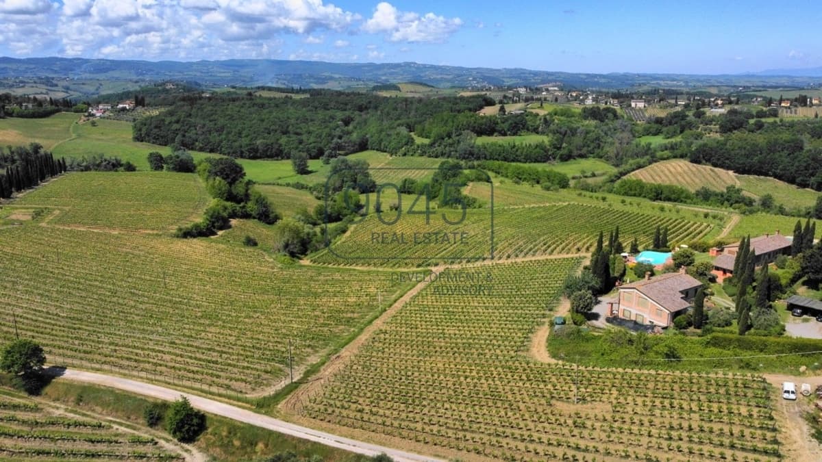 Tuscan estate with agritourism, an infinity pool, and panoramic views stretching all the way to San Gimignano, photo 3 of 46