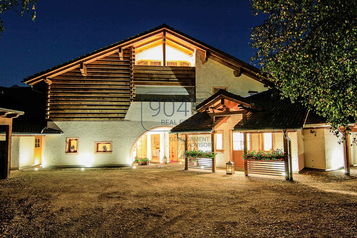 Magnifica proprietà con suite nelle Dolomiti - Val di Fiemme a Panchia', immobile proposto da 9045 REAL ESTATE