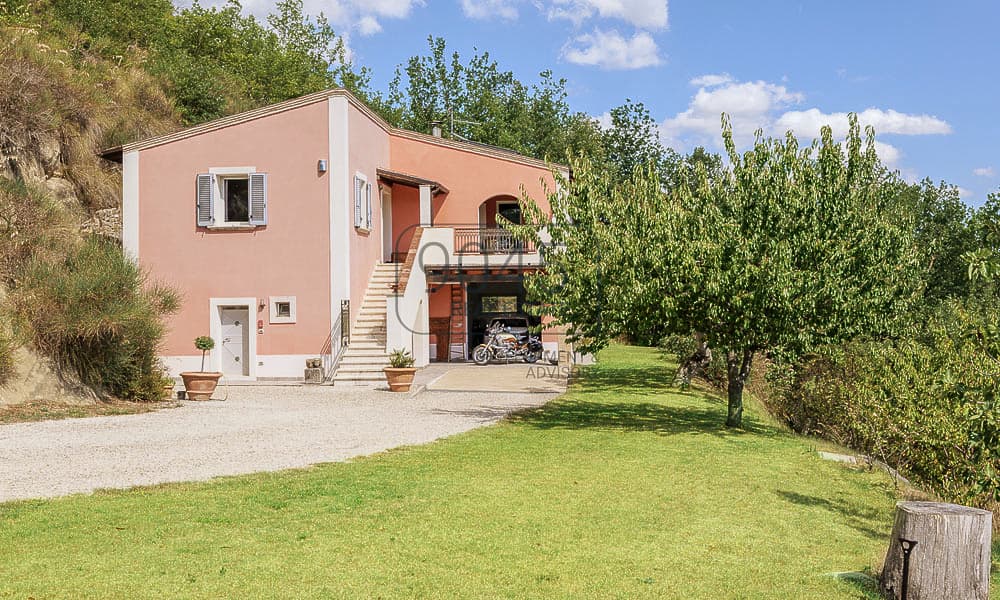 Idilliaca villa di campagna con vista panoramica ad Ascoli Piceno - Marche a Ascoli Piceno, immobile proposto da 9045 REAL ESTATE