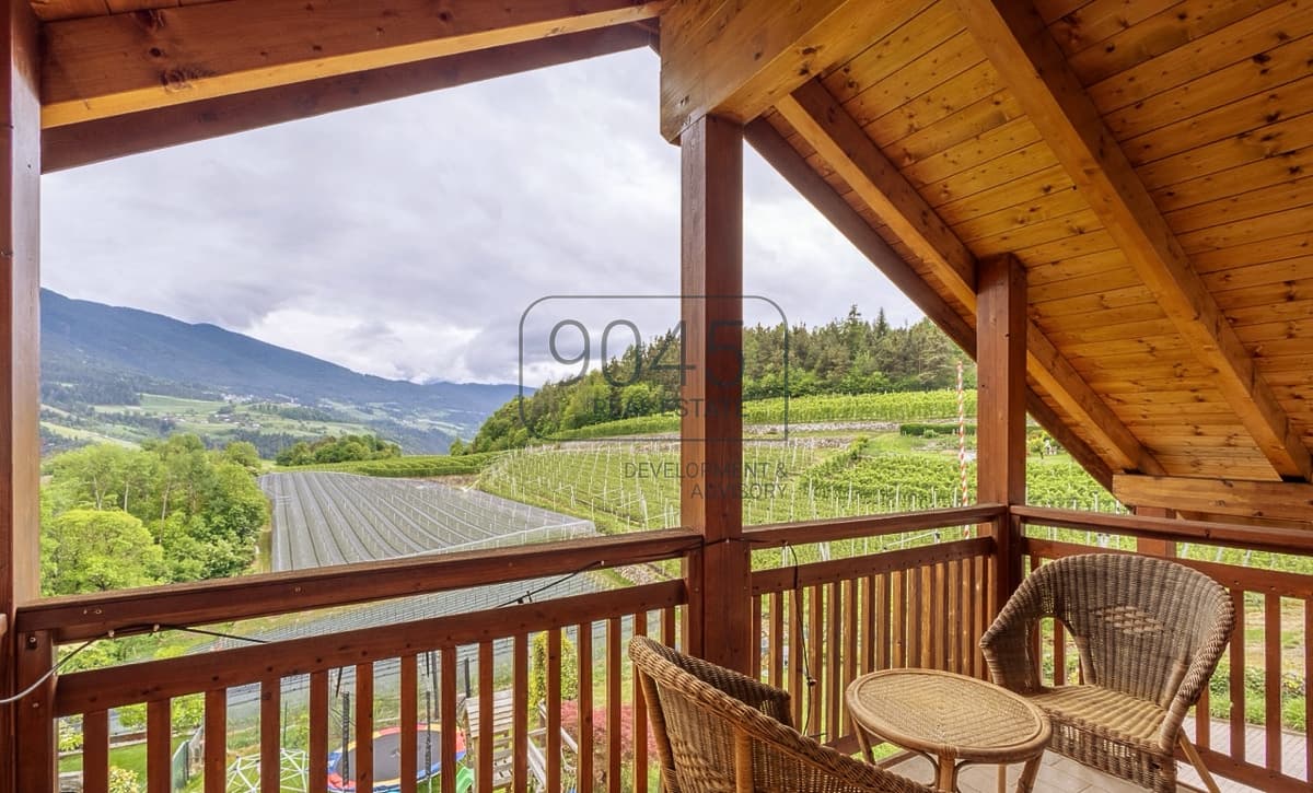 Charmantes Eckreihenhaus mit Panoramablick und großzügigem Garten in Elvas bei Brixen - Südtirol in Brixen, Immobilie von 9045 REAL ESTATE
