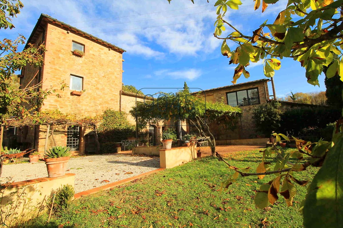 Beautiful property in green surroundings in Montaione - Tuscany in Montaione, property offered by 9045 REAL ESTATE